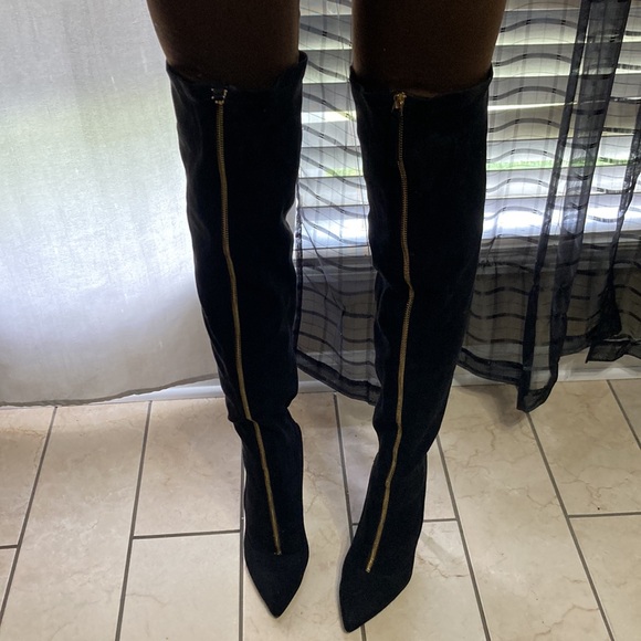 Knee high heels - Picture 2 of 2